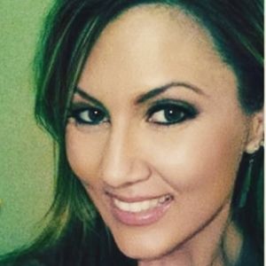 Meet your Posher, Donya